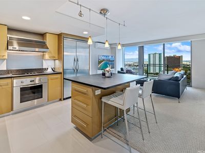 1200 Queen Emma St APT 1401, Honolulu, HI, 96813