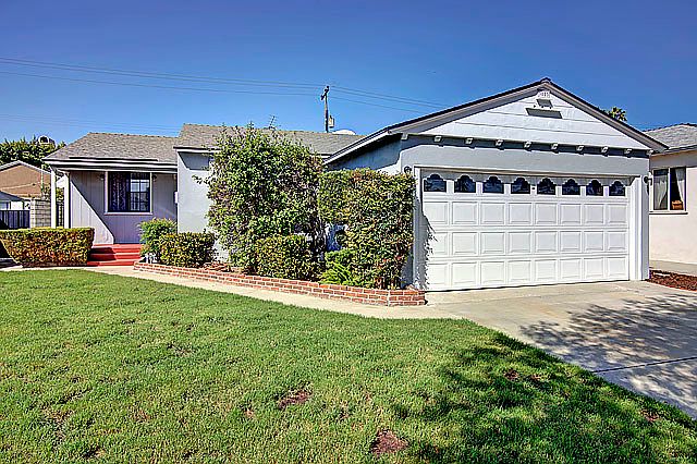 1st image of 3853 Senasac Ave