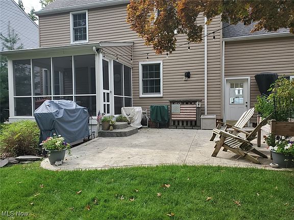 2nd image of 373 Lake Forest Dr