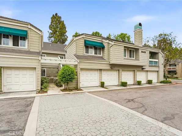 19401 Sunray Ln Unit 204, Huntington Beach, CA 92648