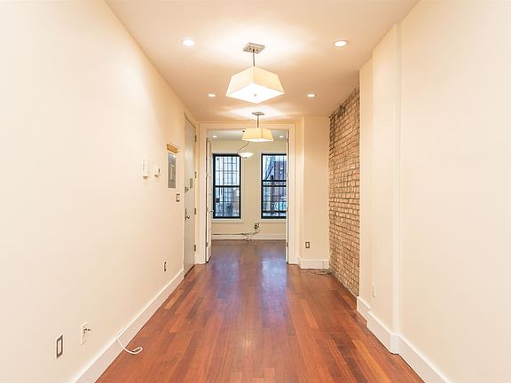 003_011_126_grattan_street_1l-8