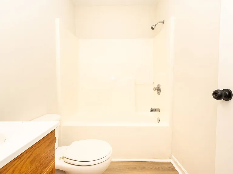 2517 Chamberlain Ave — Photo 18