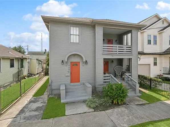 8406 Hickory St, New Orleans, LA 70118