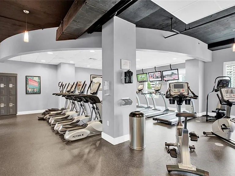 943 Peachtree St NE #1210 — Photo 45