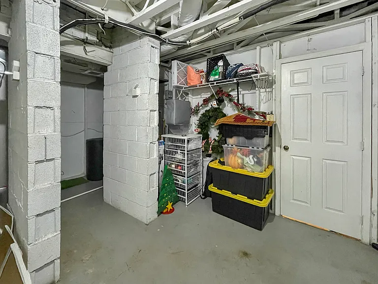 15690 Pike Trl — Photo 34