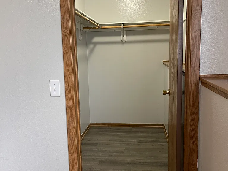 841 Dickinson Ave #4 — Photo 10