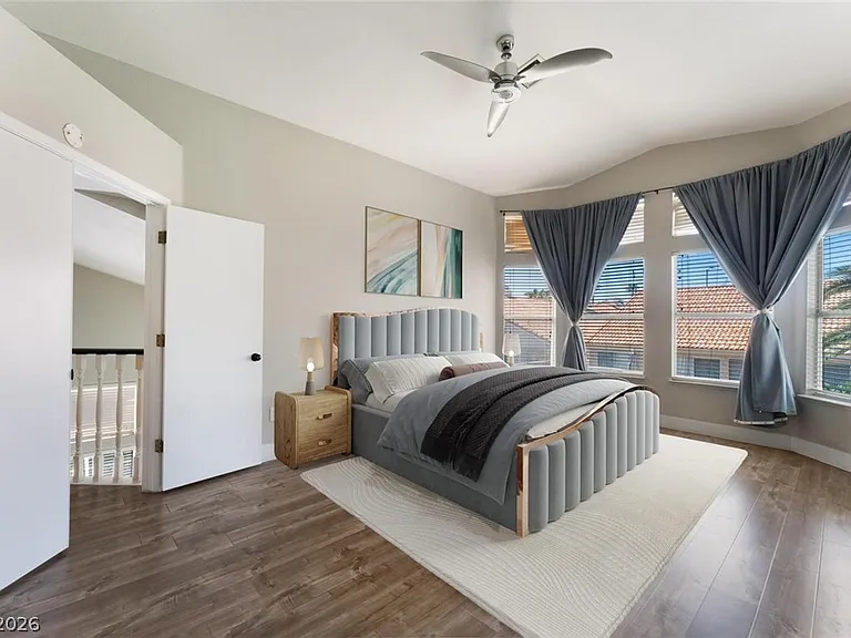 8429 Honeywood Cir — Photo 56