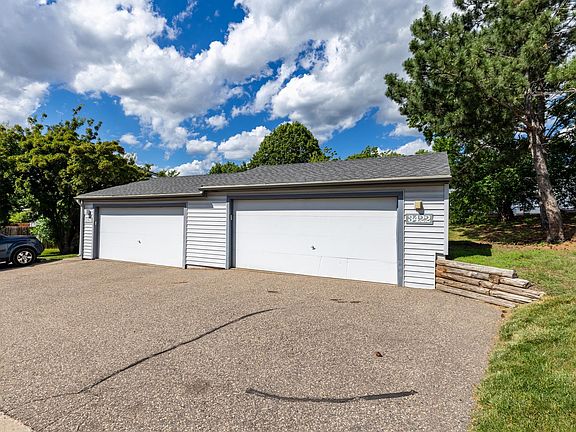4th image of 3422 Highlander Dr