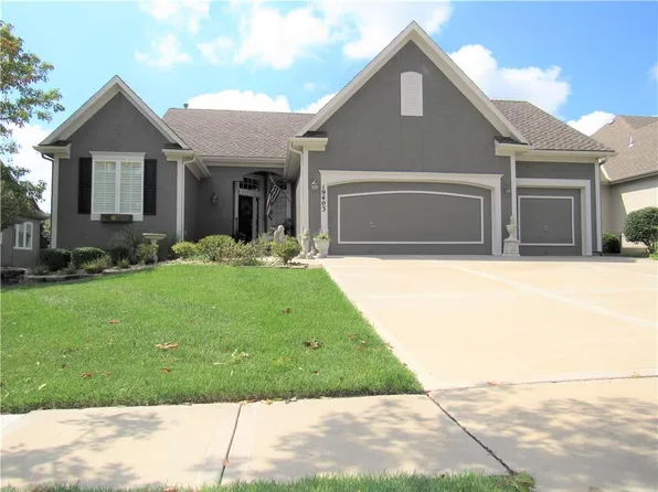 19403 W 98th St, Lenexa, KS 66220