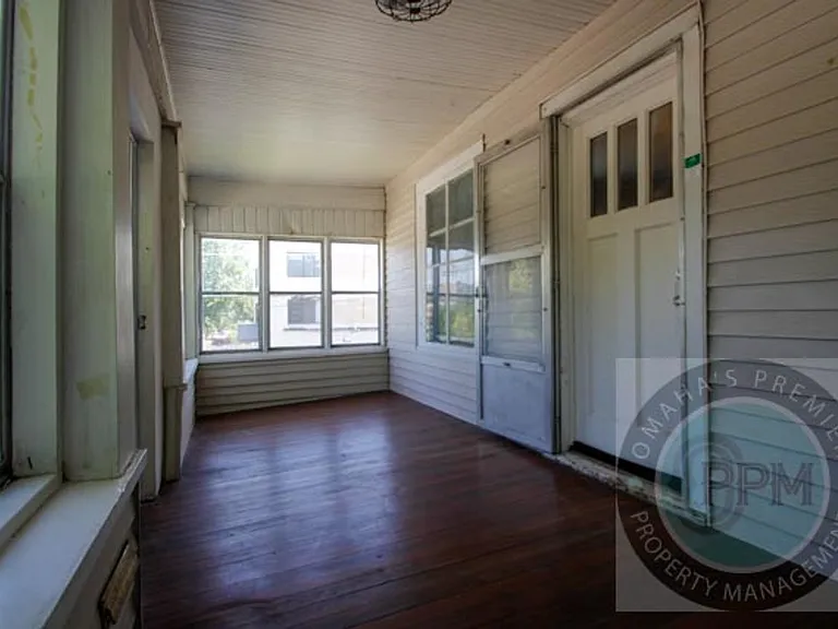 4015 Marcy St — Photo 2
