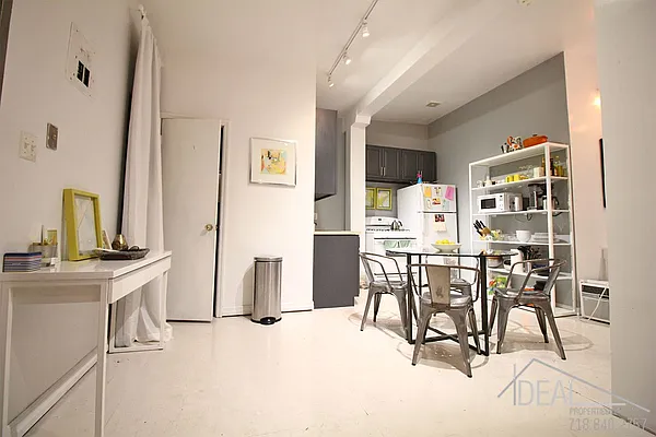 Rented by Ideal Properties Group | media 5