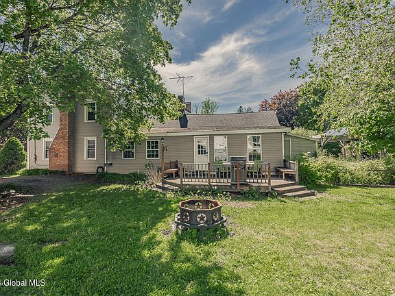 5th image of 2087 East Street