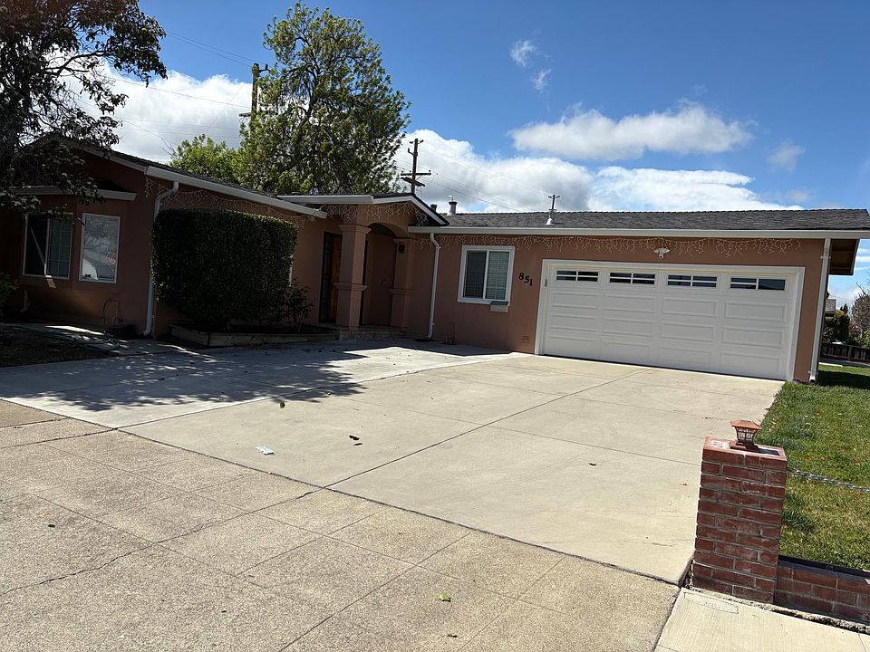 1st image of 851 Bette Ave