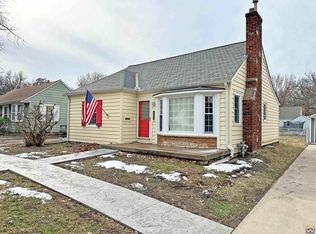 1735 SW Randolph Ave, Topeka, KS 66604