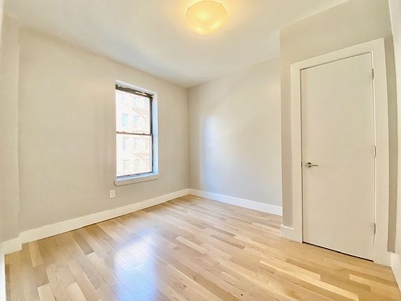 2nd image of 522 W 161st St #11AA