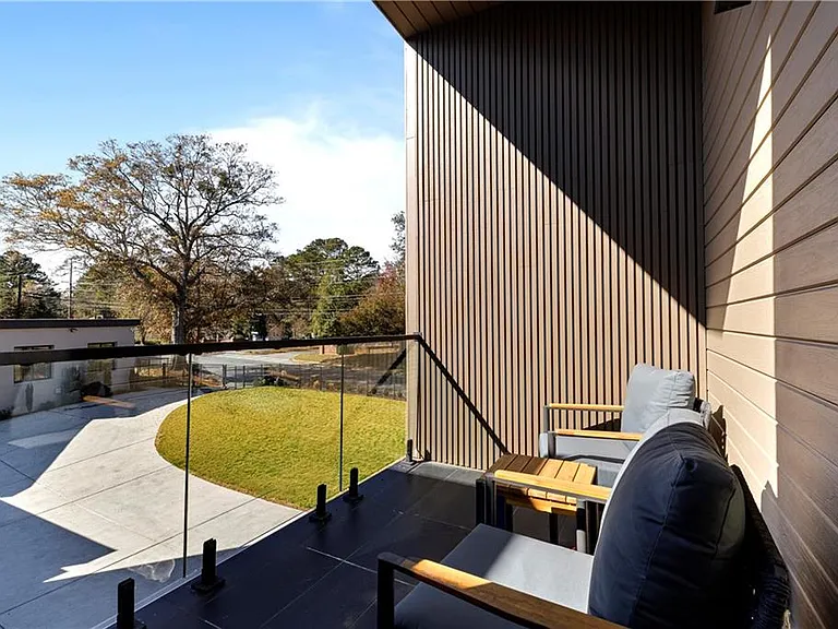 3600 Lower Roswell Rd — Photo 56