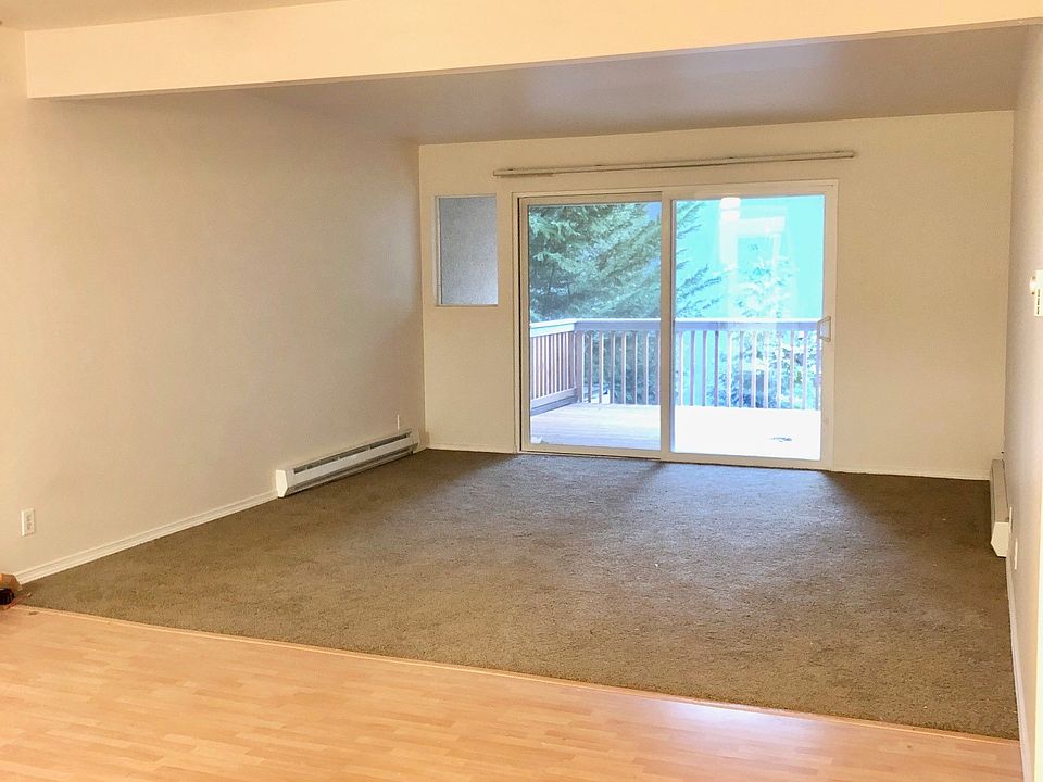 1st image of 129 108th Ave SE #6