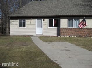 26131 Geneva St #7, New Boston, MI 48164