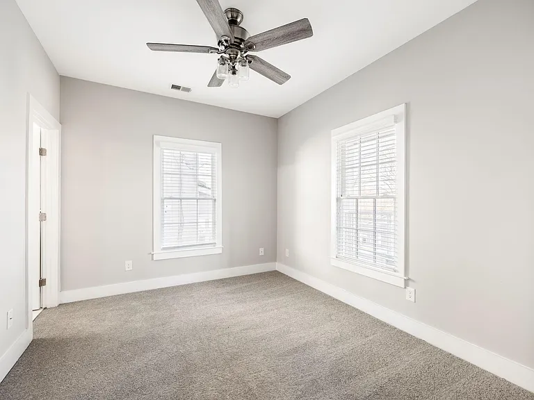 1097 Sims St SW — Photo 25