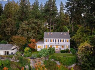 2713 Fairmount Blvd, Eugene, OR 97403