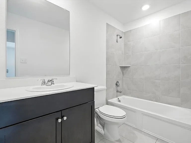 1653 Bluffview Dr — Photo 17