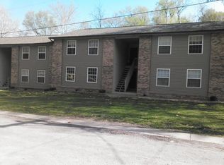 1623 Red Bud Dr #L, Collinsville, IL 62234