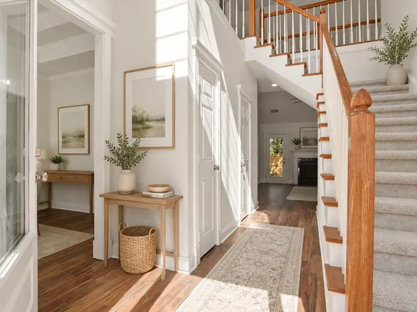 102 Sago Palm Ct, Summerville, SC 29483