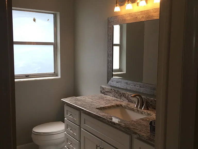 2424 W Cass St — Photo 7