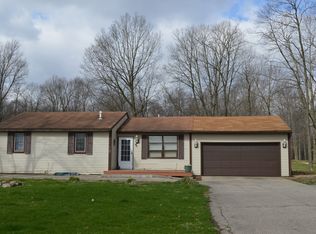 14725 Juniper Rd, Argos, IN 46501