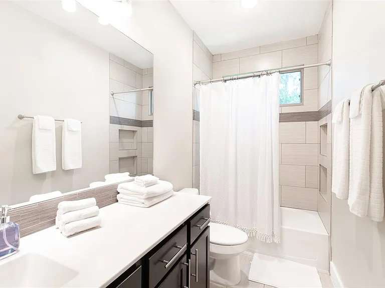 614 Terrell Hill Dr #D — Photo 10