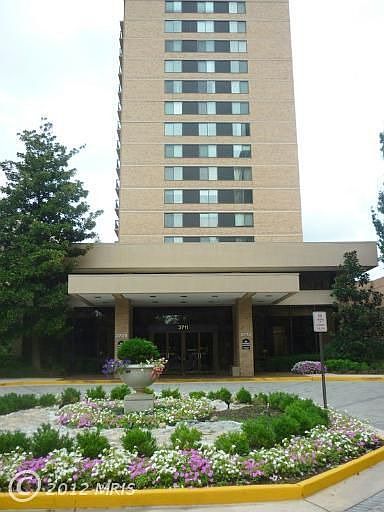 1st image of 3709 S George Mason Dr APT 1515