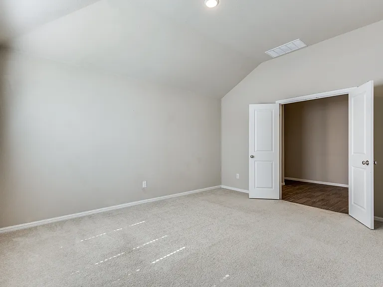 6020 Halton Dr — Photo 18