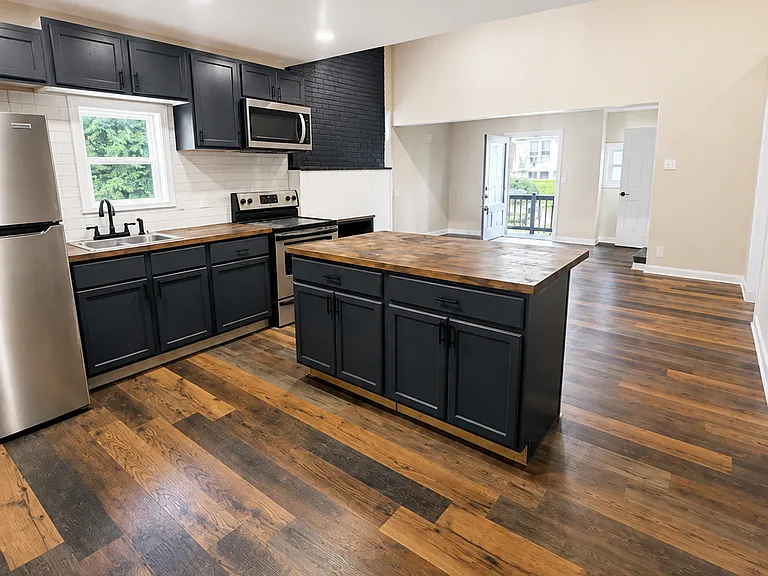 6034 Elizabeth Ave — Photo 6