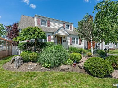 9 Knollwood Rd, Totowa, NJ, 07512