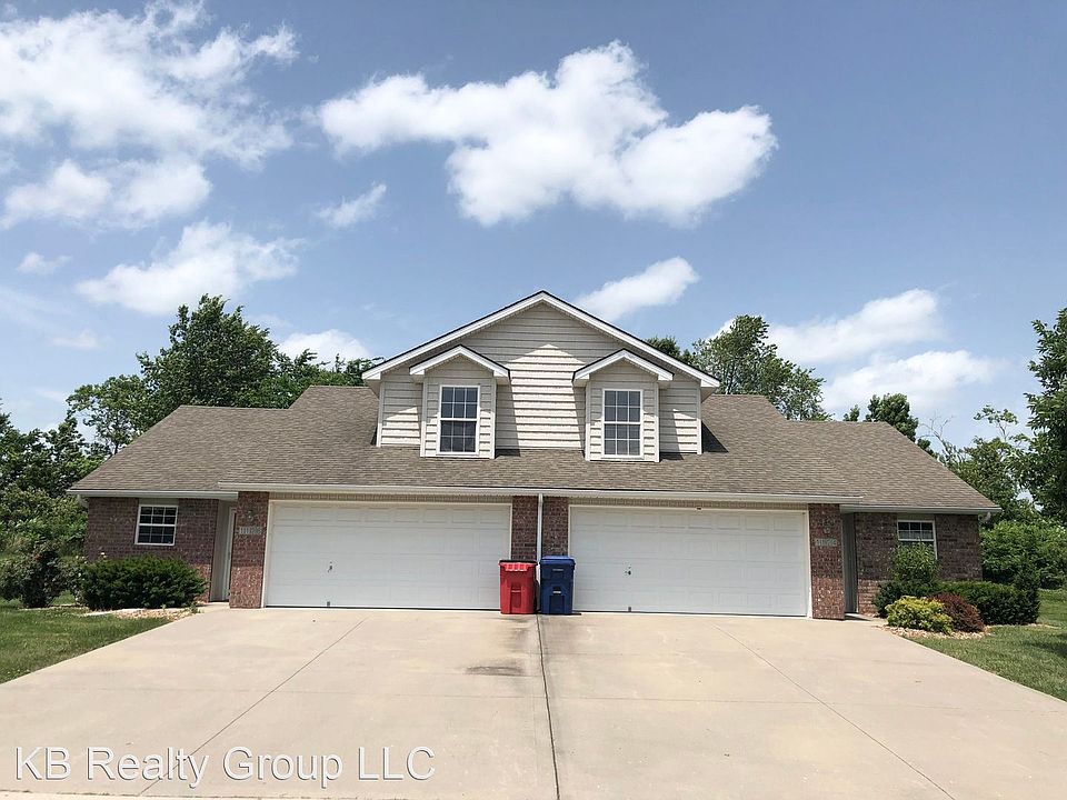 1st image of 1126 NW Willow Dr