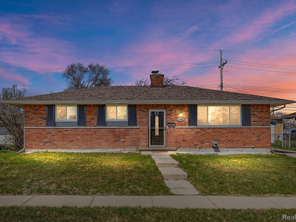 1st image of 33942 Arrowhead St
