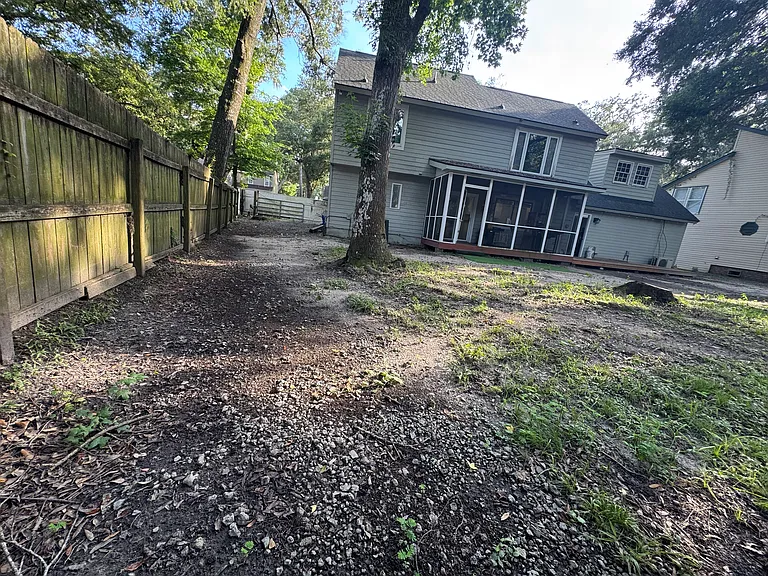102 Weatherbark Cir — Photo 28