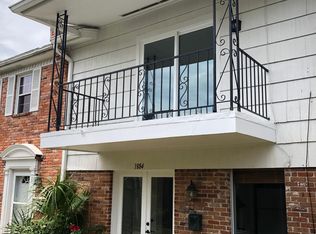 1884 Saxony Ln, Houston, TX 77058