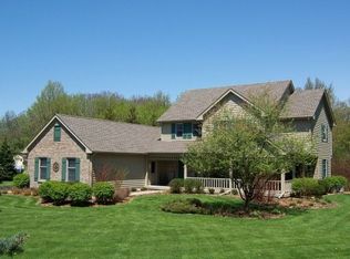 5006 Nunda Trl, Crystal Lake, IL 60012