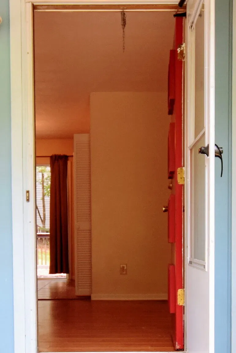 2 bed, 1.0 bath, 1043 sqft, $1,200 — Photo 4
