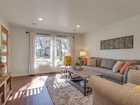 5th image of 2145 W Lotus Ave