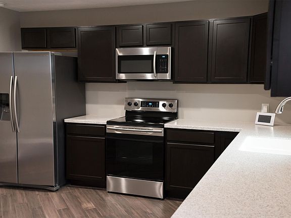4th image of 1117 W 37th St