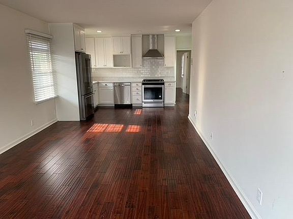 3rd image of 4185 Angeles Vista Blvd