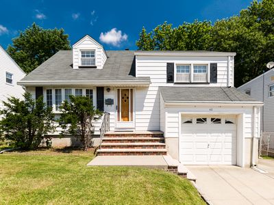42 Overlook Ter, Fords, NJ, 08863