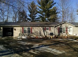 6256 Wayfaring Ln, Oconto, WI 54153
