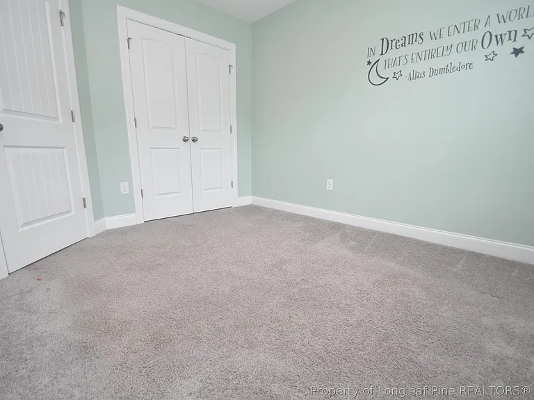 1107 Summer Meadow Dr — Photo 32