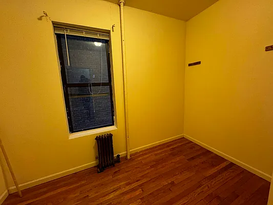 Rented by City Connections Realty | media 11