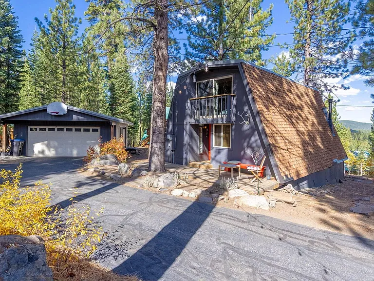 12870 Hillside Dr — Photo 4