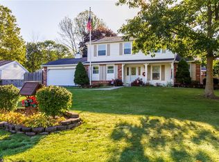 381 Bridgewood Dr, Rochester, NY 14612