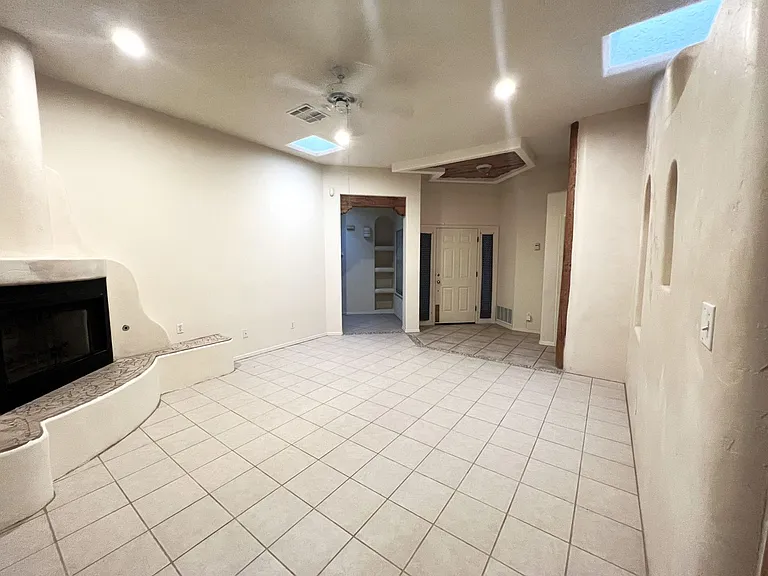 740 Canyon Point Rd — Photo 9